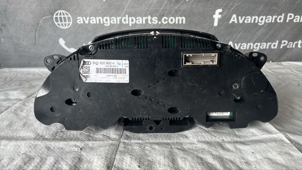 2 броя Километраж Audi A4 B8 (2007-2011)