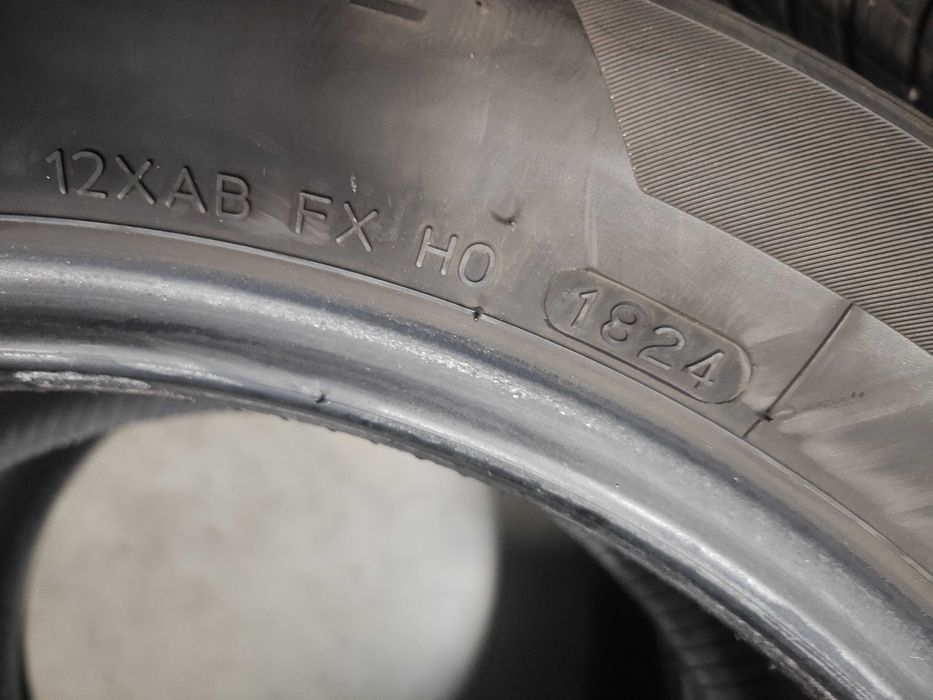 2бр.зимни гуми 225/50/17 Hankook