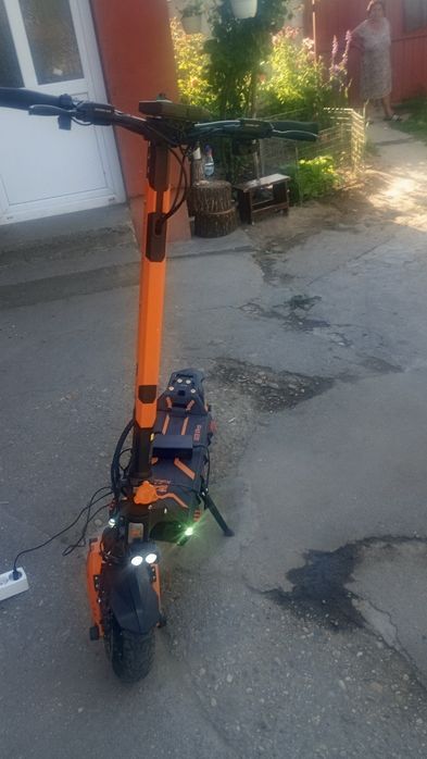 Vând trotinete electrică G3Pro