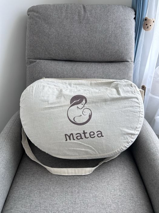 ВъзглавницаTA за кърмене MATEA