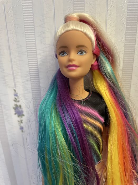 Barbie и Белоснежка Mattel.