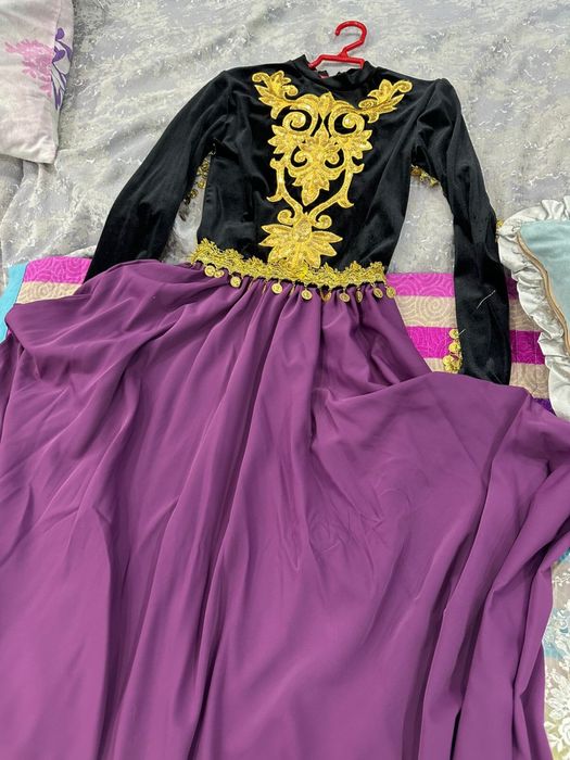 Продам детское платье уйгурское