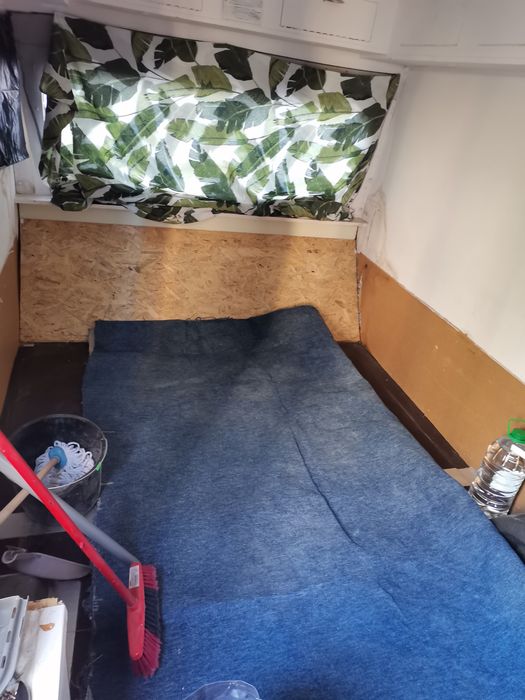 Vând rulotă pentru punct fix