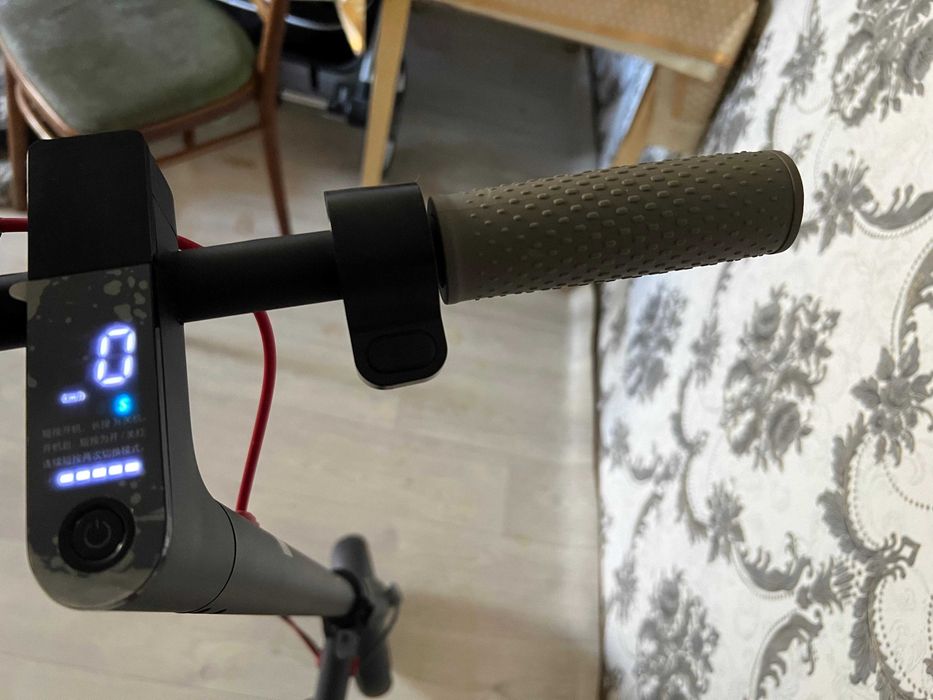 Самокат новый продаю.