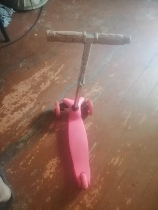 Продам детский самокат