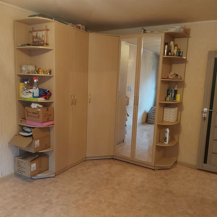 Продам шифонер угловой