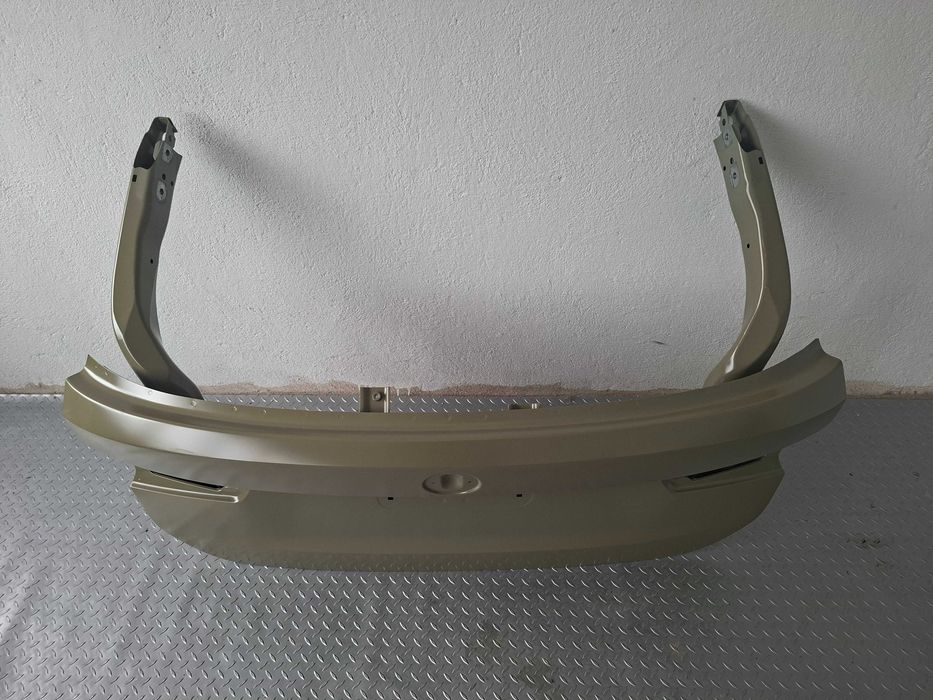 Нов Оригинален Алуминиев Заден Капак Багажник BMW G21 - Грунд