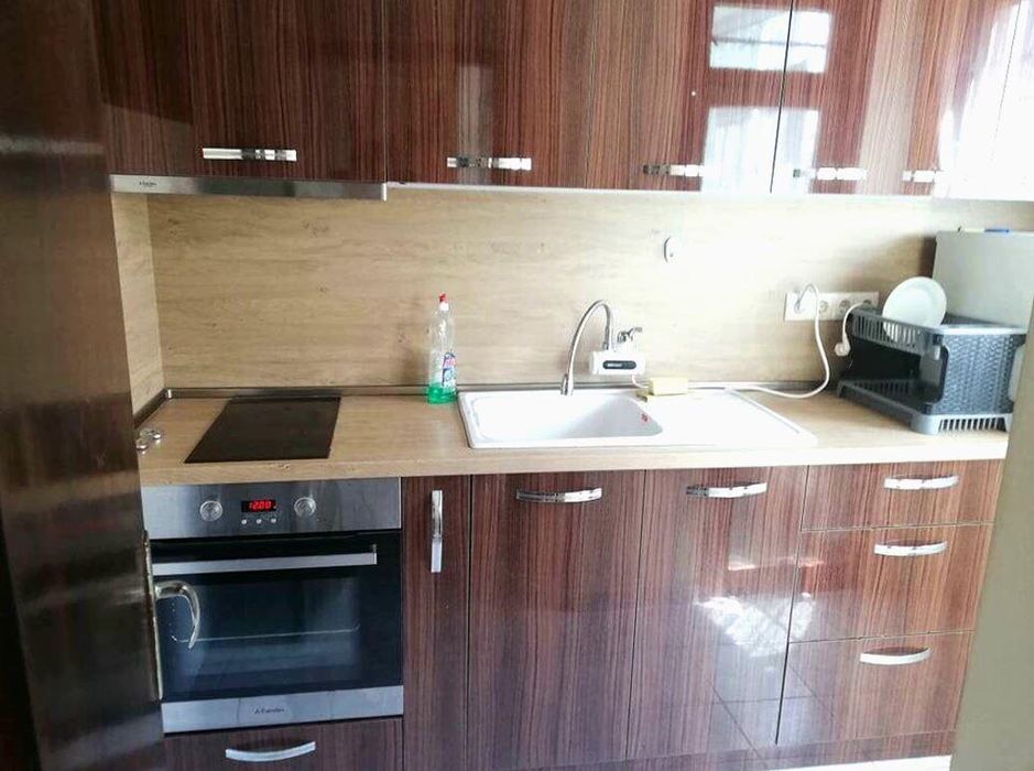 Дава се под наем Двустаен апартамент в Бургас, Център - 70 кв.м за 357 € - Снимка #1