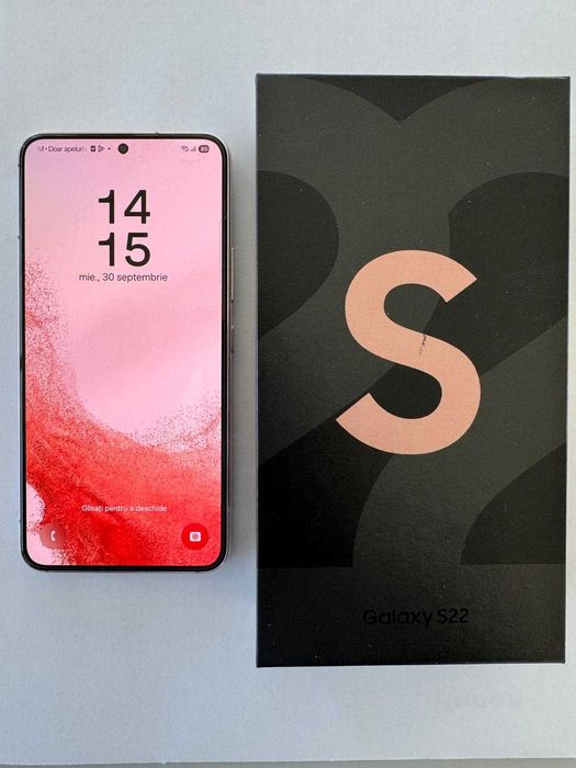 Vând Samsung Galaxy S22 5G, 128Gb, Dual SIM, culoare Pink Gold