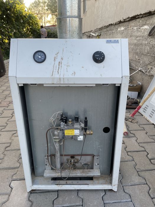 Газовый печь напольный