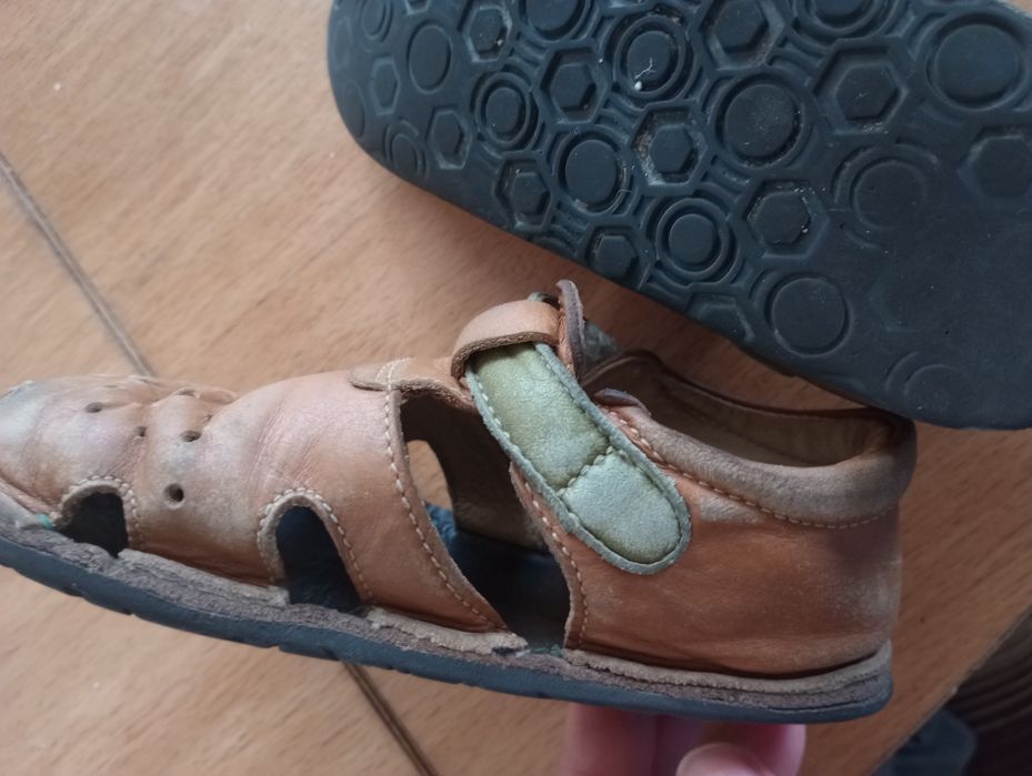 Сандали на Тики 25 номер кафеви, естествена кожа отвън и отвътре