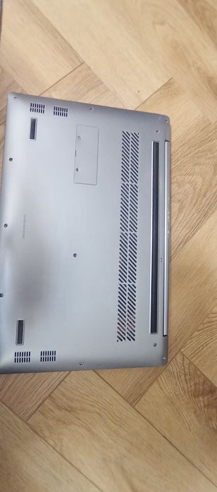 Прлдам ноутбук для учебы и для игр чистенько