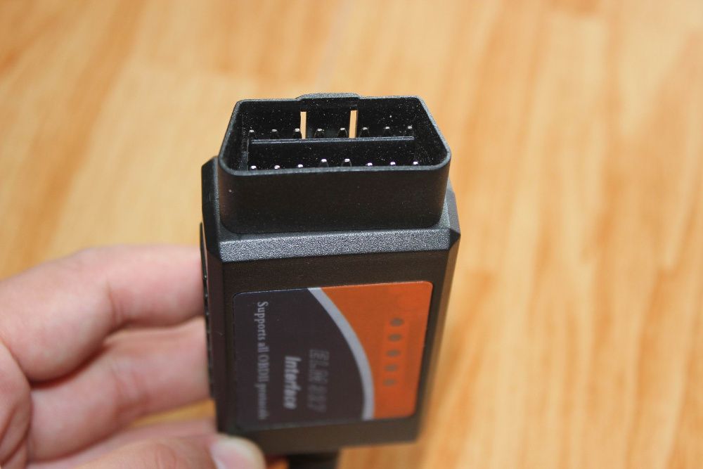 Interfata Diagnoza Auto Universala ELM327 V1.5 (cu 25k80 chip original
