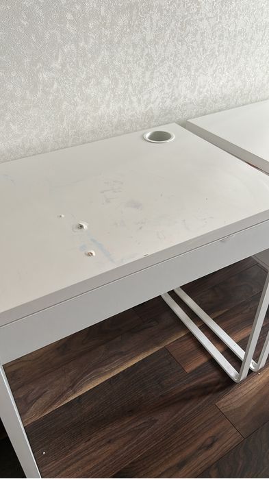 Отдам бесплатно с самовывозом столы икеа