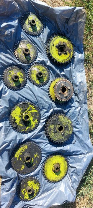 Grup + Distribuitor + Cilindri Hidraulici Claas Rollant 62 :