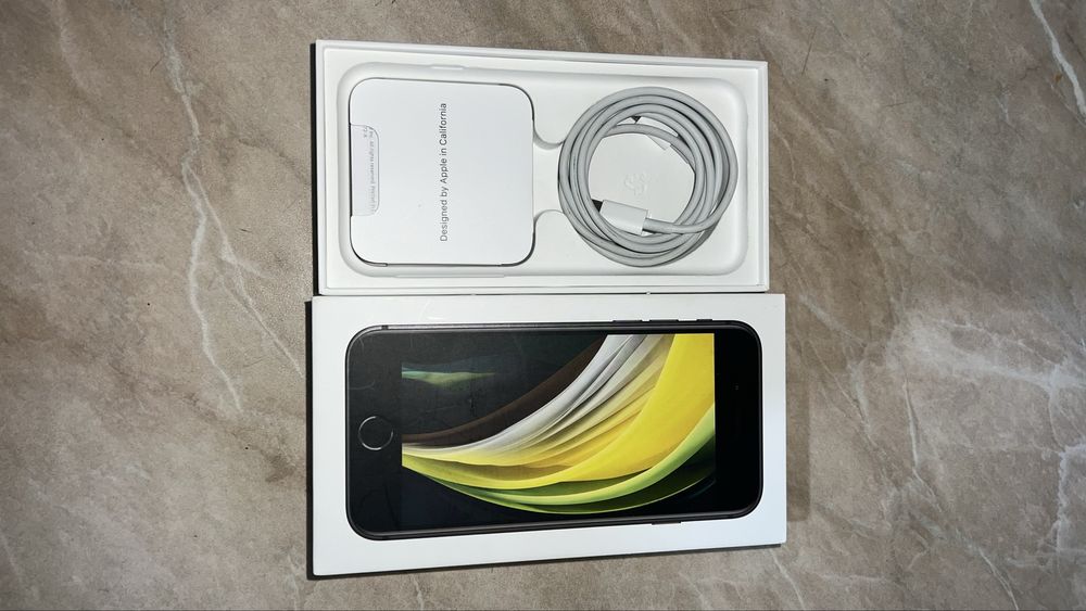 iphone se 64 gd с кутия и кабел