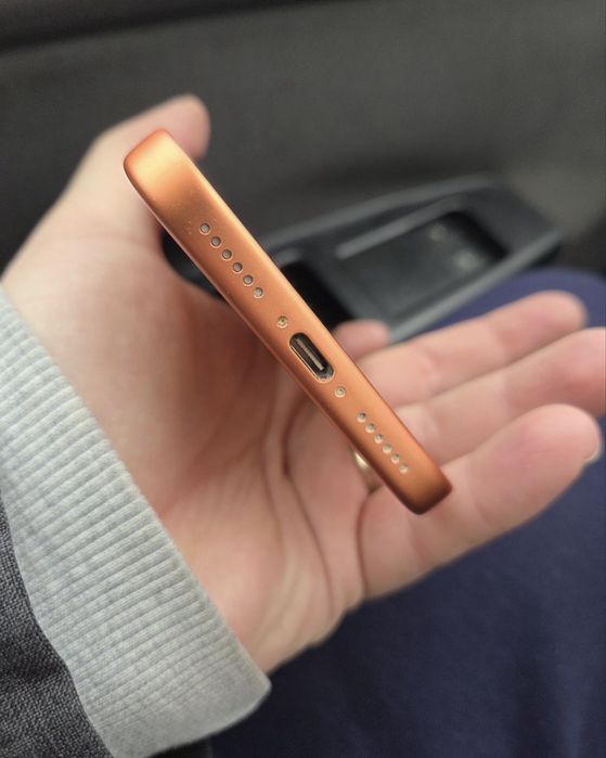 vand lot 3 telefoane iphone 17 pro max noi