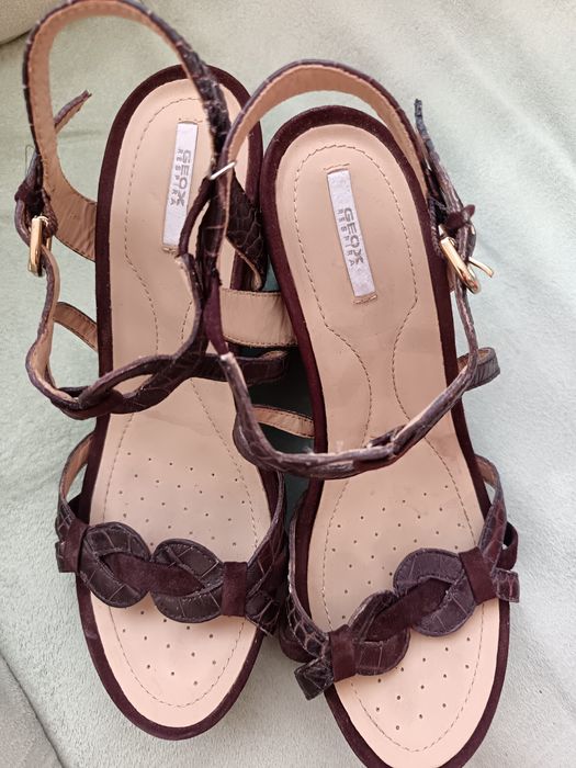 Sandale femei piele maro Geox cu talpa plină