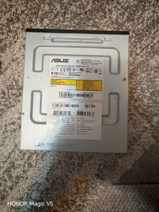 Carcasa segotep, sursa tacens 600w, dvd rw asus