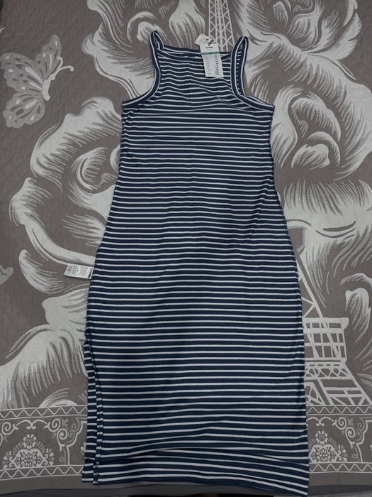 Продам женскую одежду