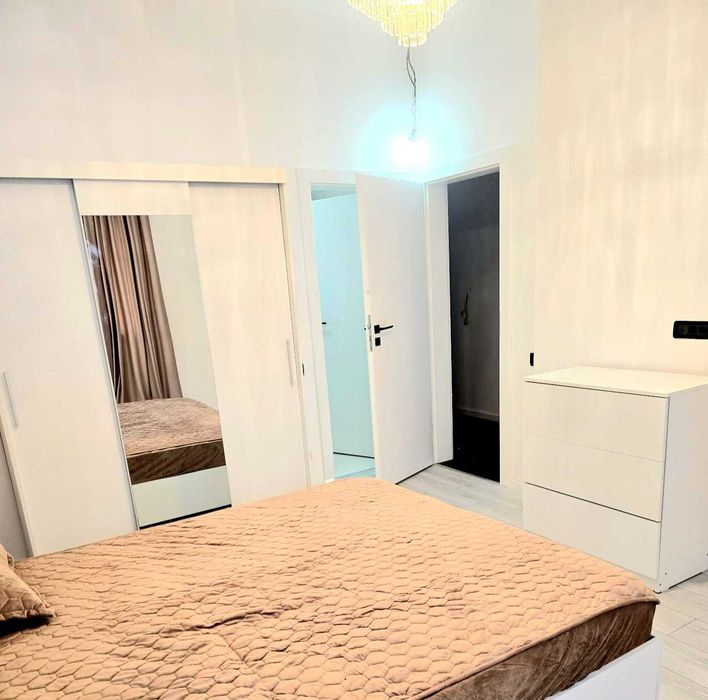 Inchiriez apartament ultracentral Bulevardul Dacia