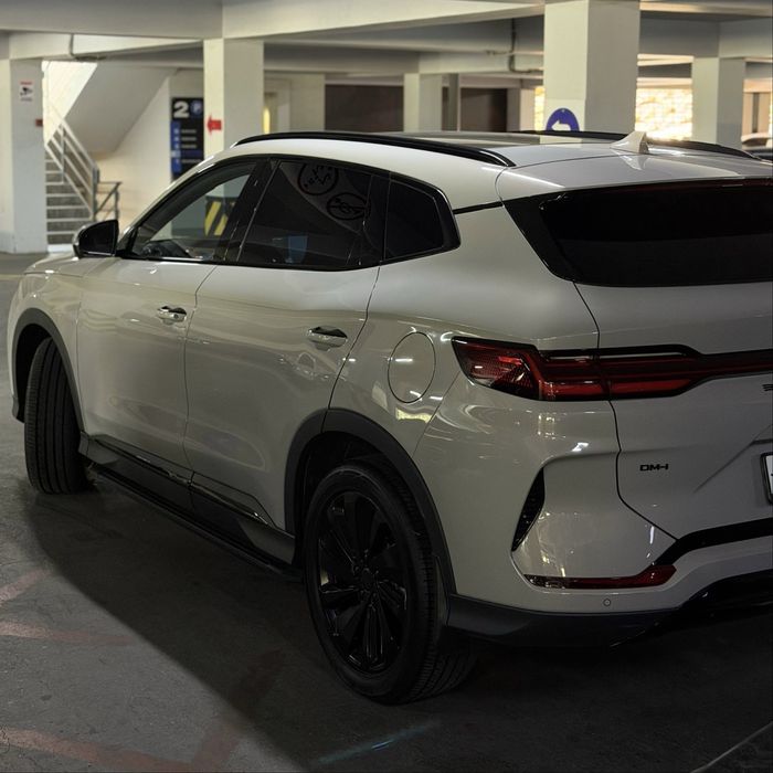 BYD champion 150km гибрид 2024