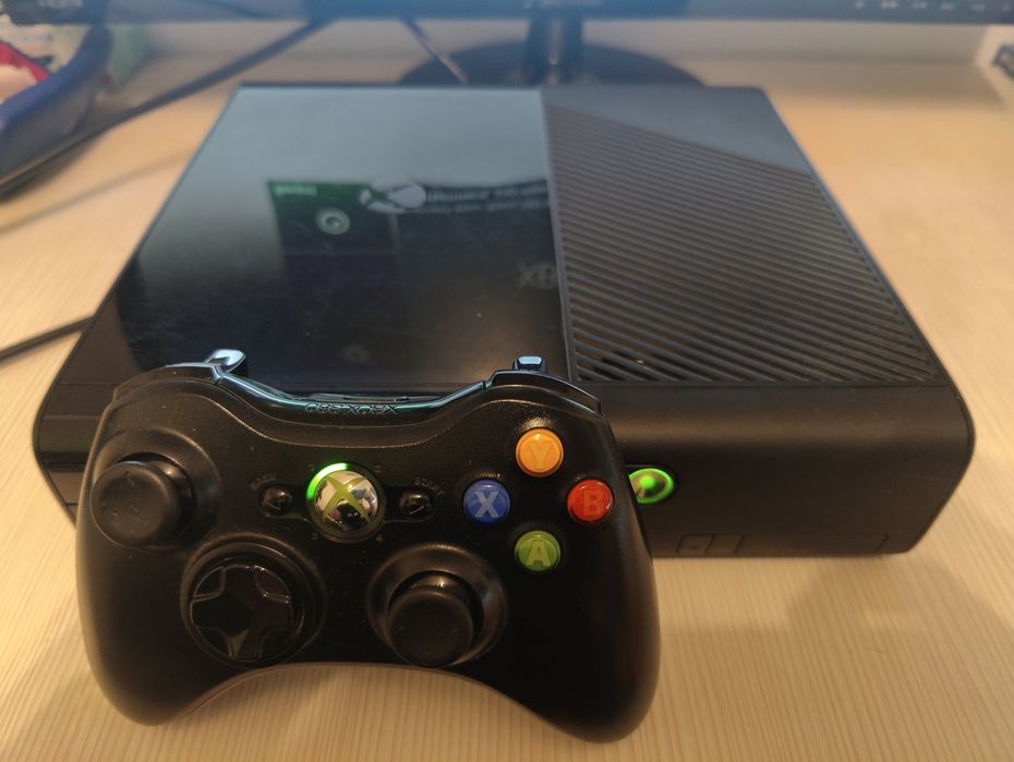 Xbox 360 E 500 GB