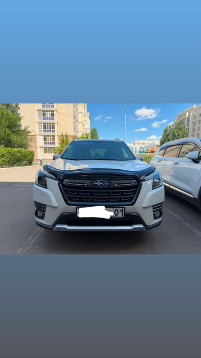 Продам машину субару форестер subaru 2023 г