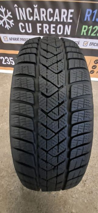 Anvelope de iarna 205 60 17 R17 Pirelli