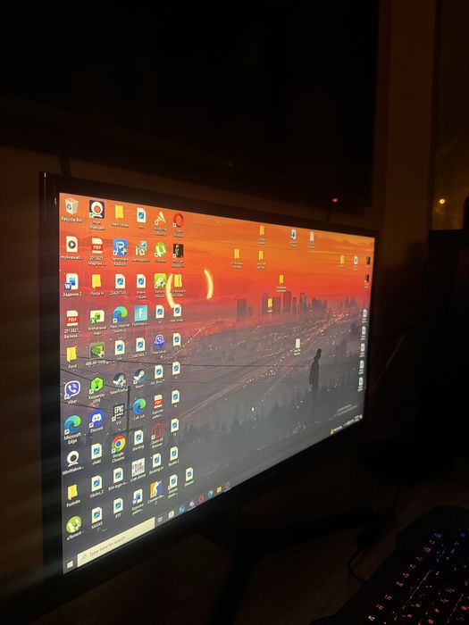 Монитор Samsung 24 инча