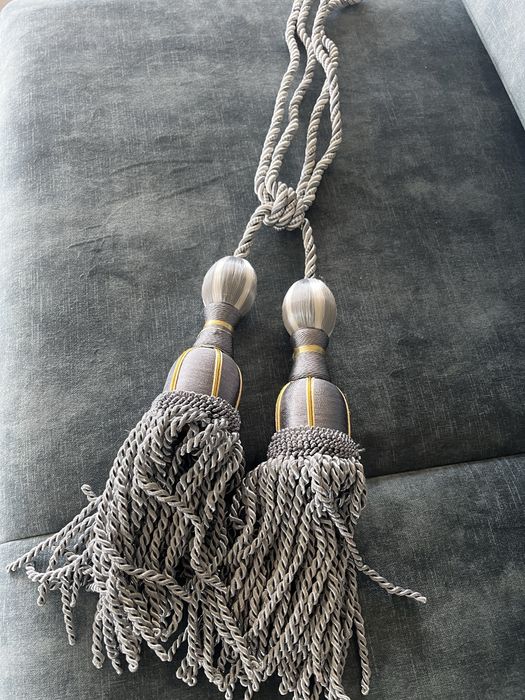 Пискюли за завеси