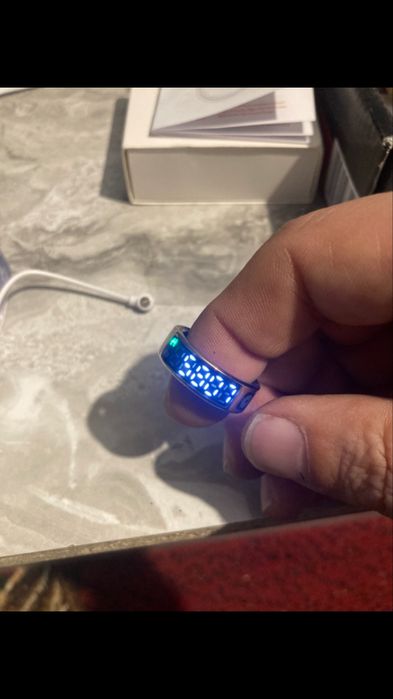 Смарт пръстенSmart ring
