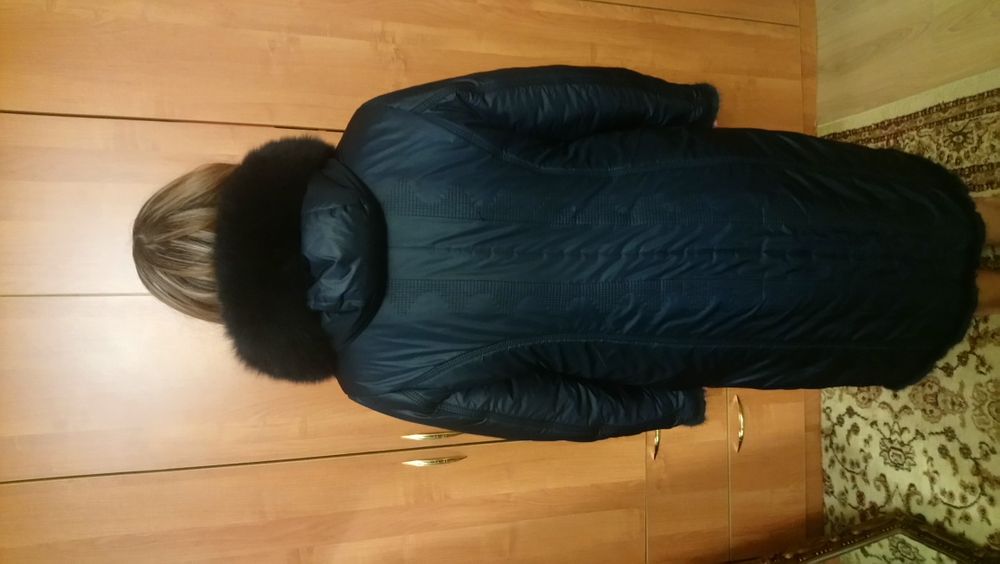 Продам пуховик женский