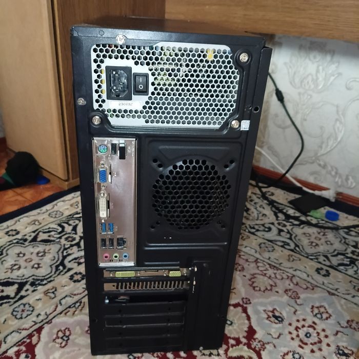 Продаётся компютер