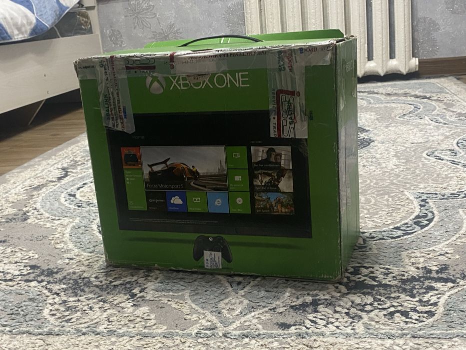 Xbox One 500GB + геймпад Shock Blue + коробка