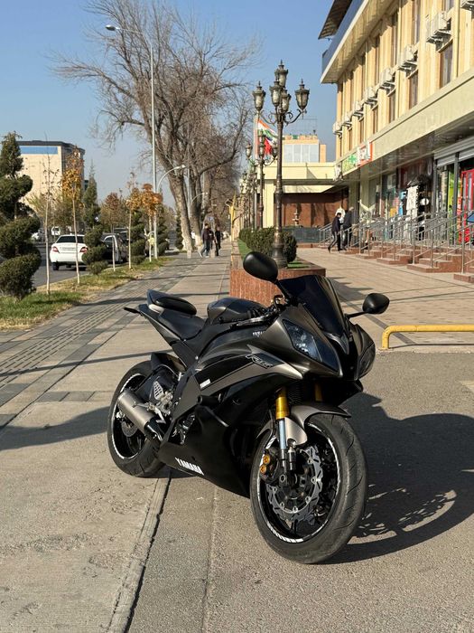 Yamaha 2012 R6 / 600 kub / naxt va bulib tulash /boshqa motola ham bor