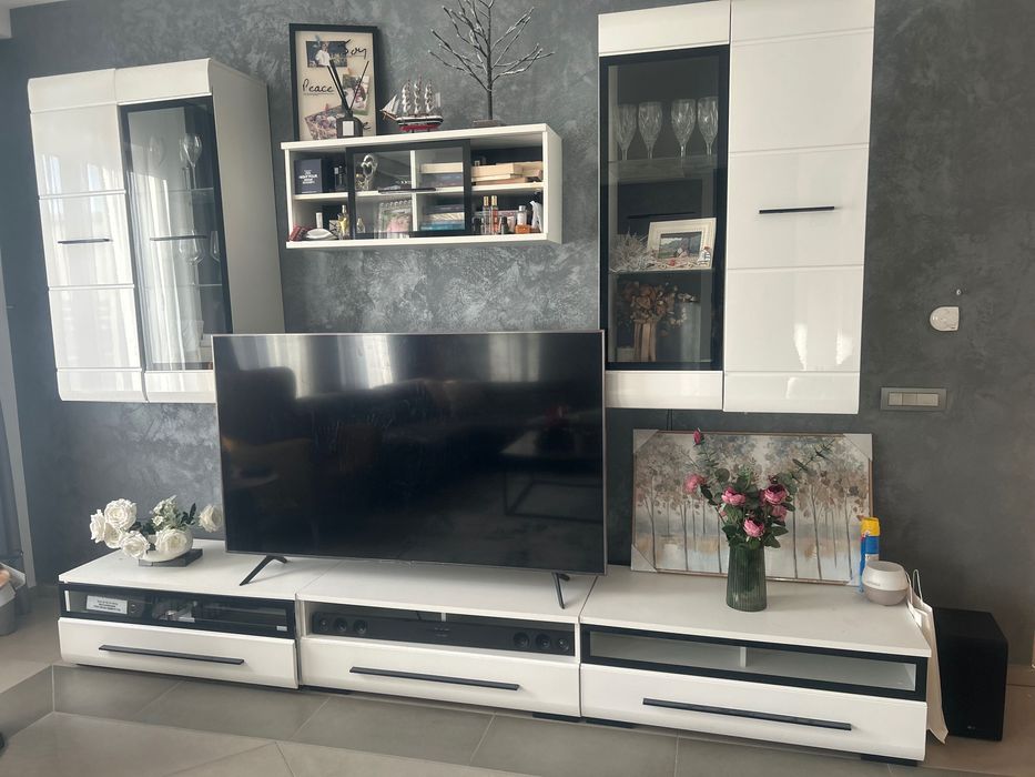 Vând mobilier living 8 piese 1000 lei