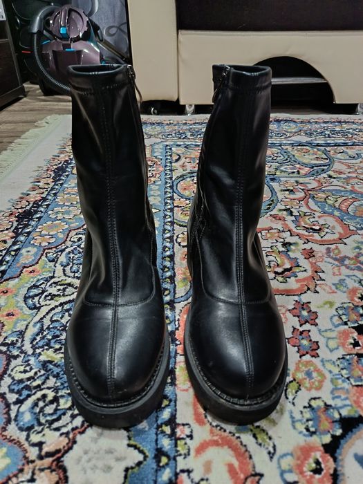 Продам сапоги, 2 пары