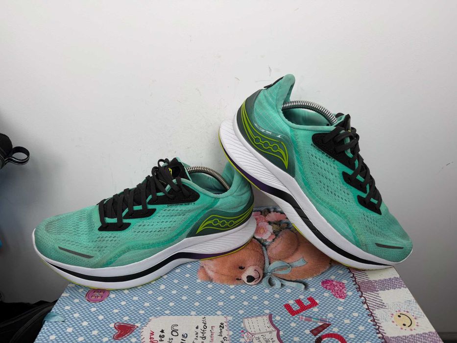 Saucony Endorphin Shift 2''оригинални дамски маратонки 44 номер