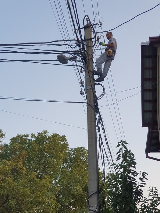 Монтёр Электрик Монтажник