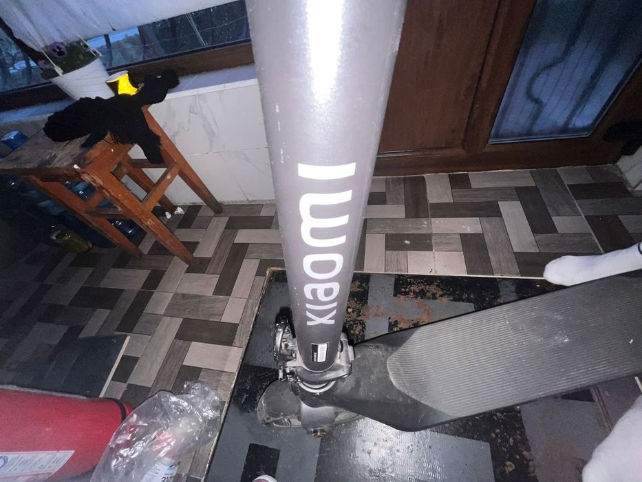 Vând trotineta electrica xiaomi 4 lite