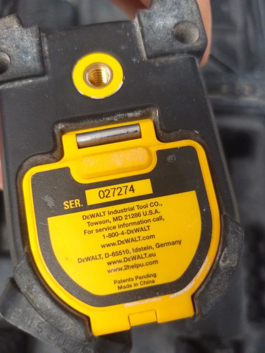 Laser Dewalt DW089 3 lini