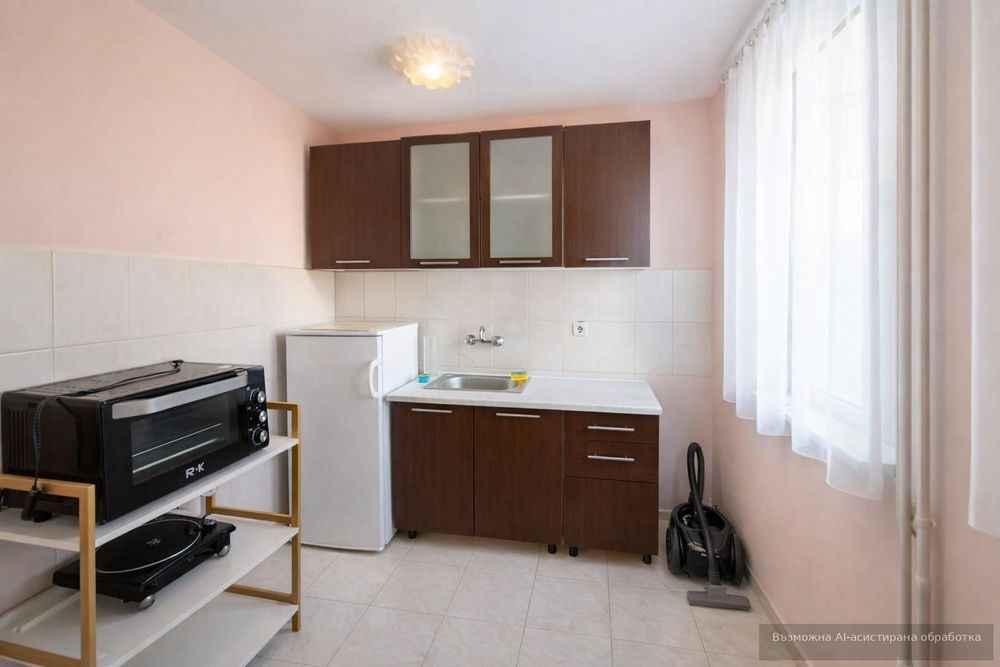 Едностаен апартамент под наем в Център