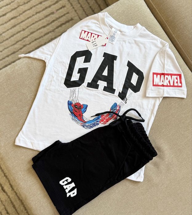 Dvoechka GAP  razmeri 4/5  7/8.  9/10