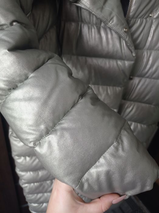 Продам пуховик новый