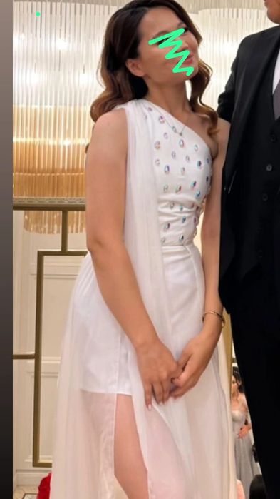 Шикарное вечернее платье со съёмным шлейфом | S–M