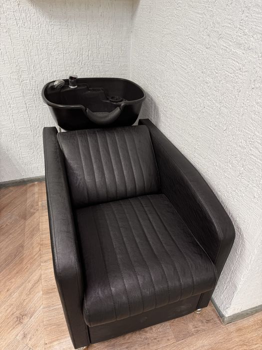 Продам оборудование для парикмахера