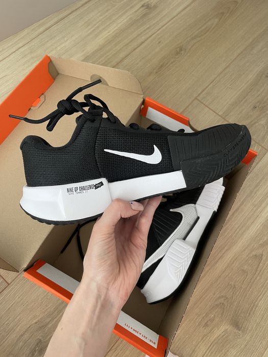 Чисто нови маратонки Nike GP Challenge Pro Tennis