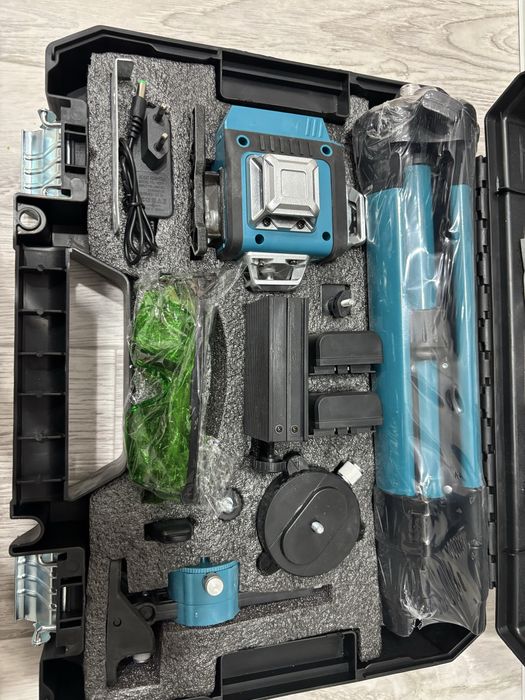 Лазерный нивелир , уровень