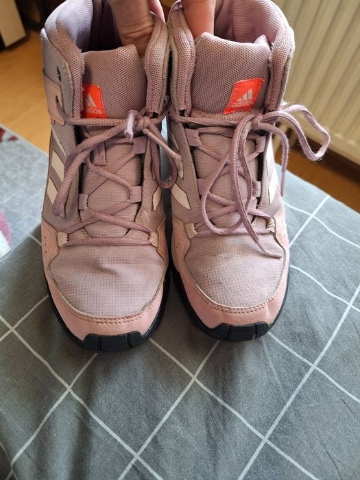 Детски боти Adidas